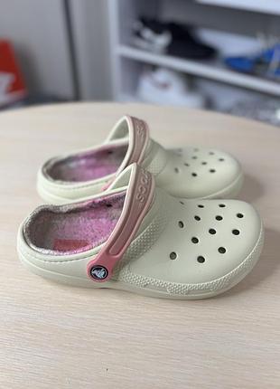 Крокси жіночі crocs w7 38 розмір оригінал з хутром