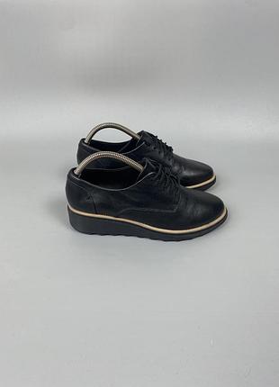 Жіночі туфлі clarks sharon noel в гарному стані, оригінал 37/23,5