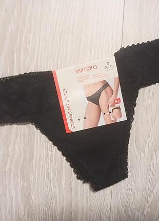 Женские черные стринги с кружевом esmara