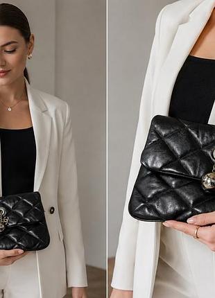 Шкіряна  жіноча вінтажна   сумка чорна з підвіскою chanel
