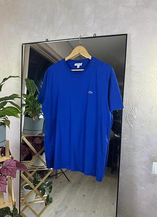 Яскрава базова футболка lacoste regular fit з м'якої бавовни