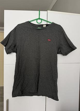 Футболка levi’s