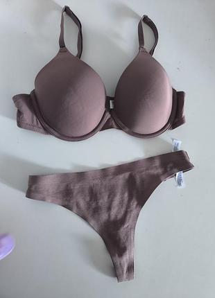 Комплект primark трусики xs-s,бюст 70-75ав пудра красива