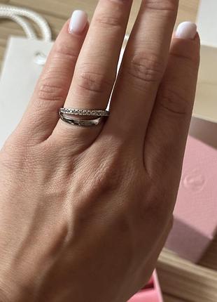 Каблучка swarovski.