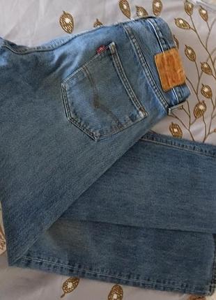 Джинсы голубые levis