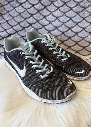 Nike free tr fit оригінал кросівки для бігу жіночі р. 40.5