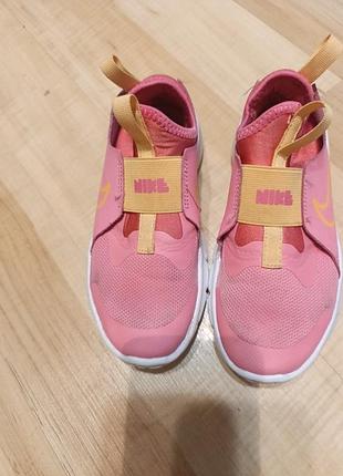 Nike кроссовки на девочку