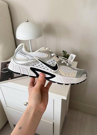Nike  кросівки