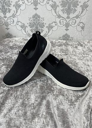 Кросівки skechers