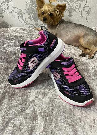 Кросівки skechers