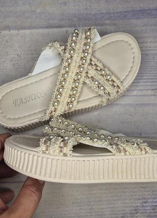 Шлепанцы fashion