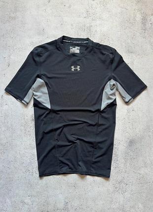 Черная спортивная футболка under armour оригинал размер м