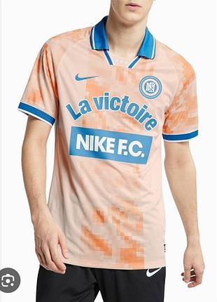Фирменная футболка nike, р. м