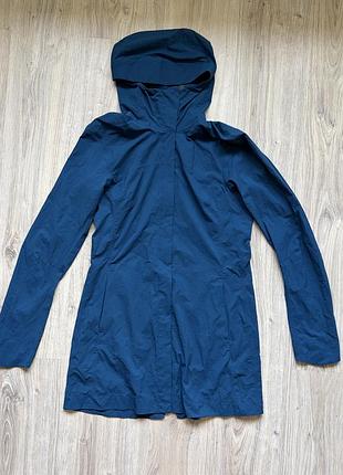 Arc’teryx windbraker
