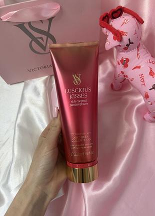 Парфумований лосьйон для тіла luscious kisses victoria's secret archives collection fragrance lotion, usa