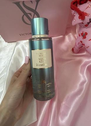 Парфумований спрей для тіла aqua kiss vacation fragrance mist victoria's secret usa