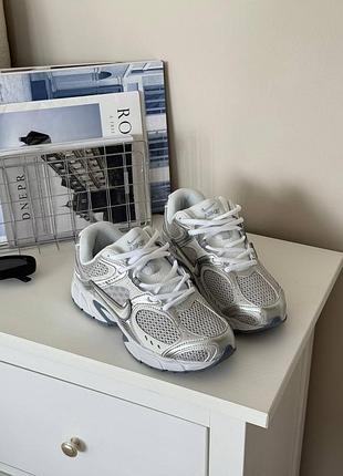Nike v5 rnr metallic silver