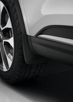 Оригинальные брызговики renault koleos 2016- передние 2шт renault 8201665625