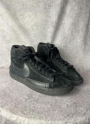 Високі чорні замшеві кеди nike blazer 42.5