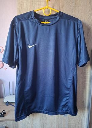 Синя спортивна футболка nike dri-fit розмір м