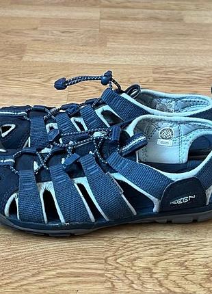 Босоніжки keen 37 розміру