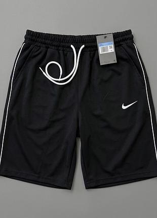 Шорти nike