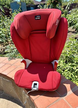 Автокрісло 15-36 кг britax romer