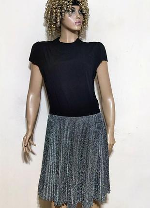 Плаття pinko italy зі сріблястою плісированою спідницею та чорним трикотажним топом/0000h/
