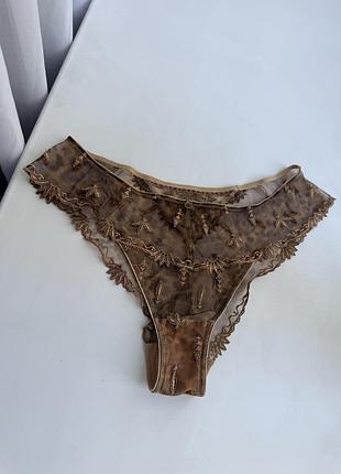 Изысканные трусики chantelle