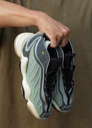 Adidas yeezy 500 mid