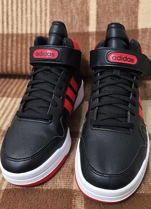 Кроссовки adidas 2