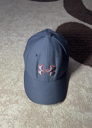 Кепка under armour