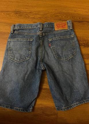 Шорти levi's l /29
