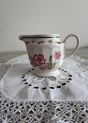 Фарфоровий молочник англія