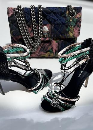 Босоніжки на підборах kurt geiger