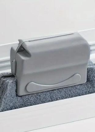 Губка-щітка для важкодоступних місць cleaning brush