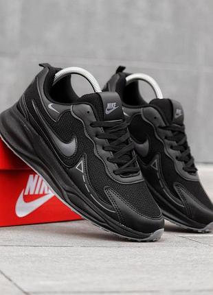 Кросівки nike running чоловічі чорні із сіточкою 42