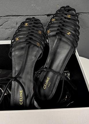 Босоніжки шкіряні жіночі celine