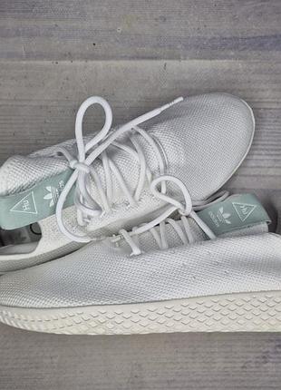Кроссовки adidas pharrell williams