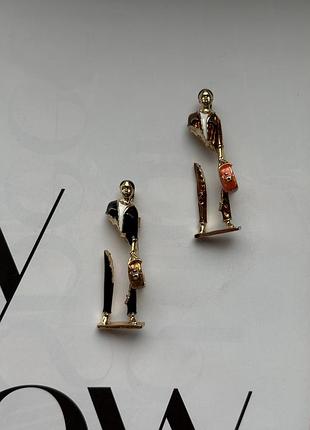 Брошка металева «вояжер» у формі фігурки чоловіка булавка вінтажний стиль