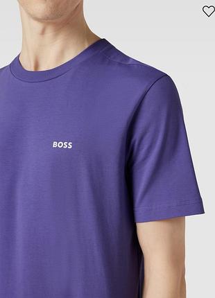 Шикарна футболка boss