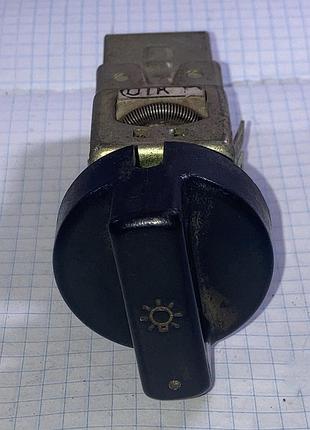 Перемикач 411.3709 світла центральний цпс волга газ 24 2410 3110 31105