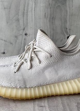 Adidas yeezy boost кросівки