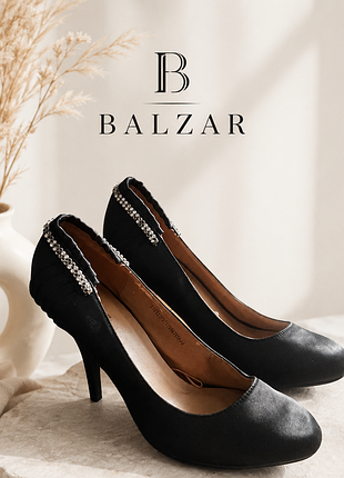 Женские туфли на каблуке, новые, недороге
лодочки balzar,р.39 (маломерки)