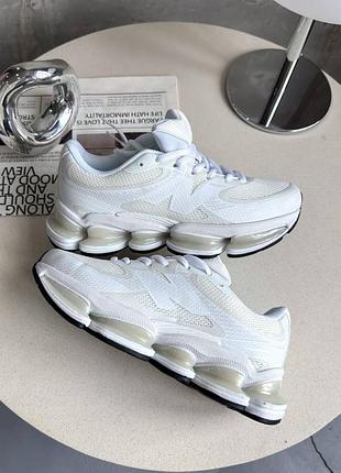 Жіночі кросівки new balance 2000 white