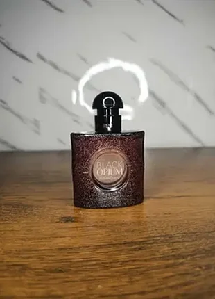 Yves saint laurent black opium eau de toilette оригинал