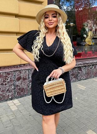 Сукня з мережива на батисті. кольори: білий, чорний. розміри: 50-52, 54-56, 58-60
