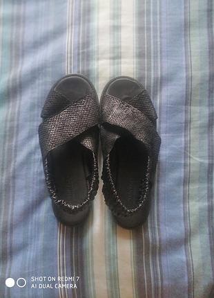 Сандали италия кожа 39-40