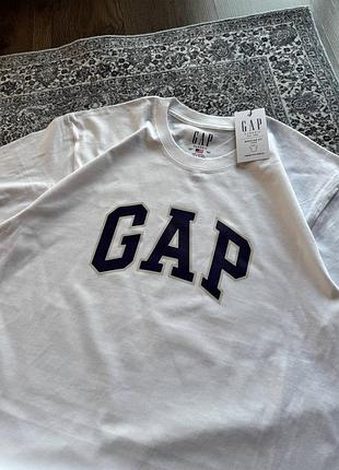 Футболки gap
