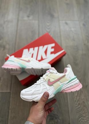 Nike v2k runtekk white pink mint